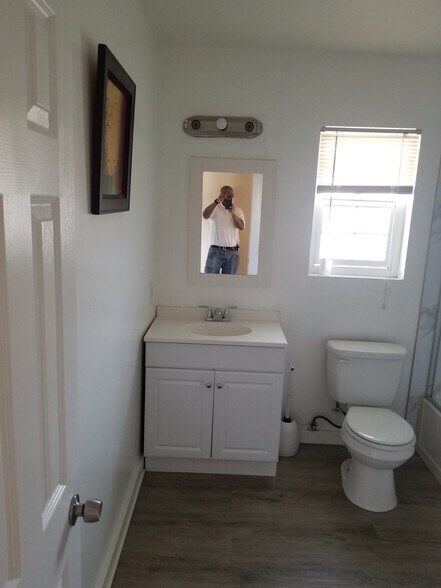 Building Photo - 3538 21st St