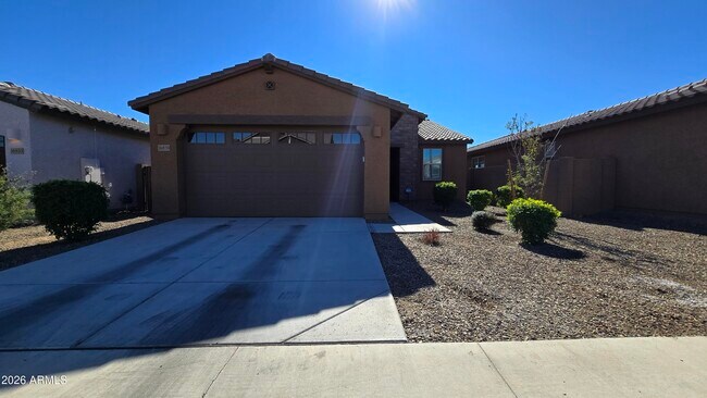 Building Photo - 16839 W Evergreen Rd