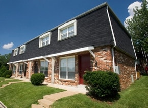 Building Photo - Villa St Cyr Apartments