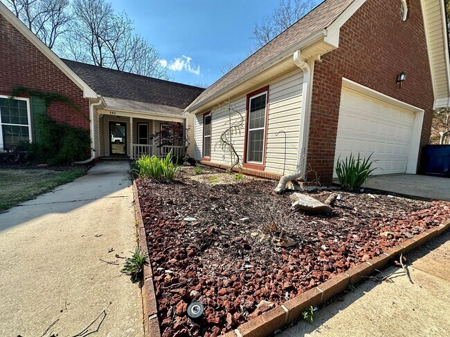Building Photo - Spacious 4-Bedroom Home with Bonus Room & Exceptional Amenities