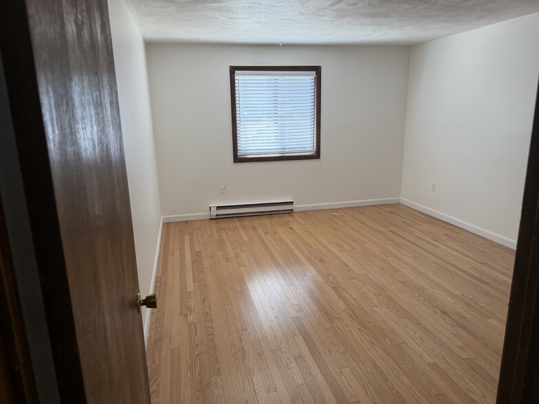 Bedroom - 224 Main St
