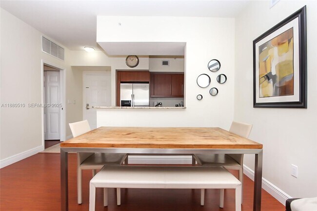 Building Photo - 888 Douglas Rd