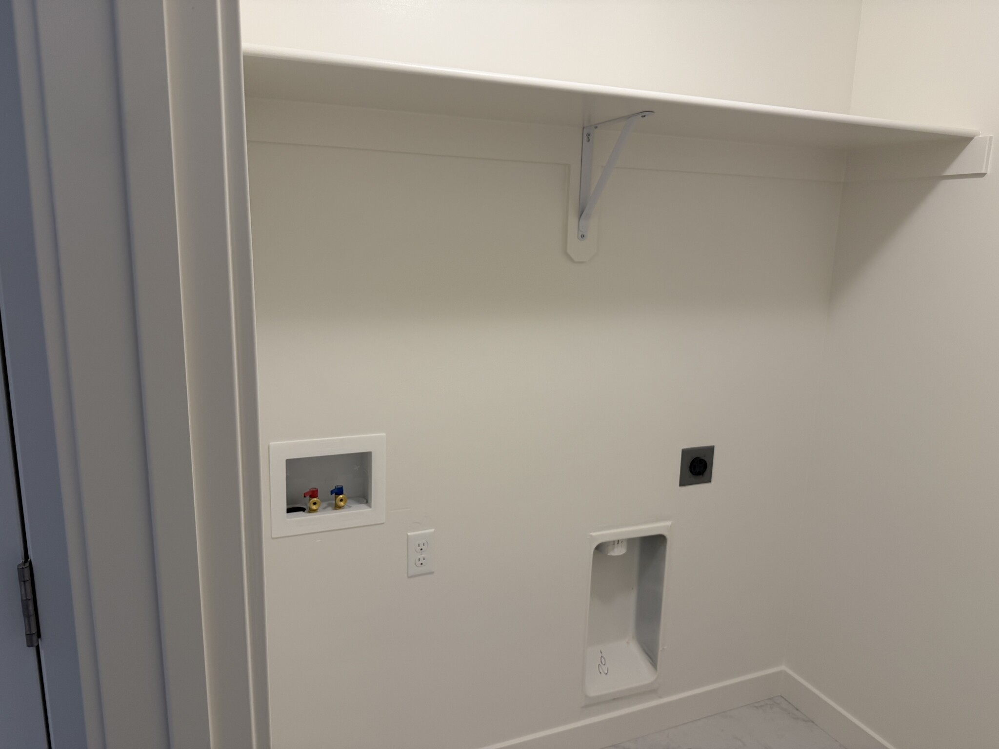 Building Photo - 1485 N 305 E