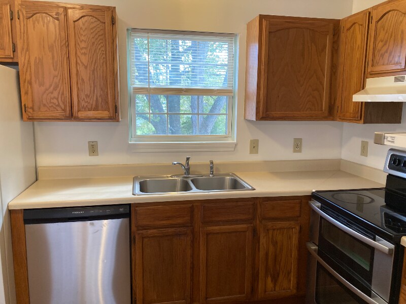 Building Photo - 1709 Daytona Ct