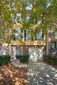 Building Photo - 3082 Bonnes Dr