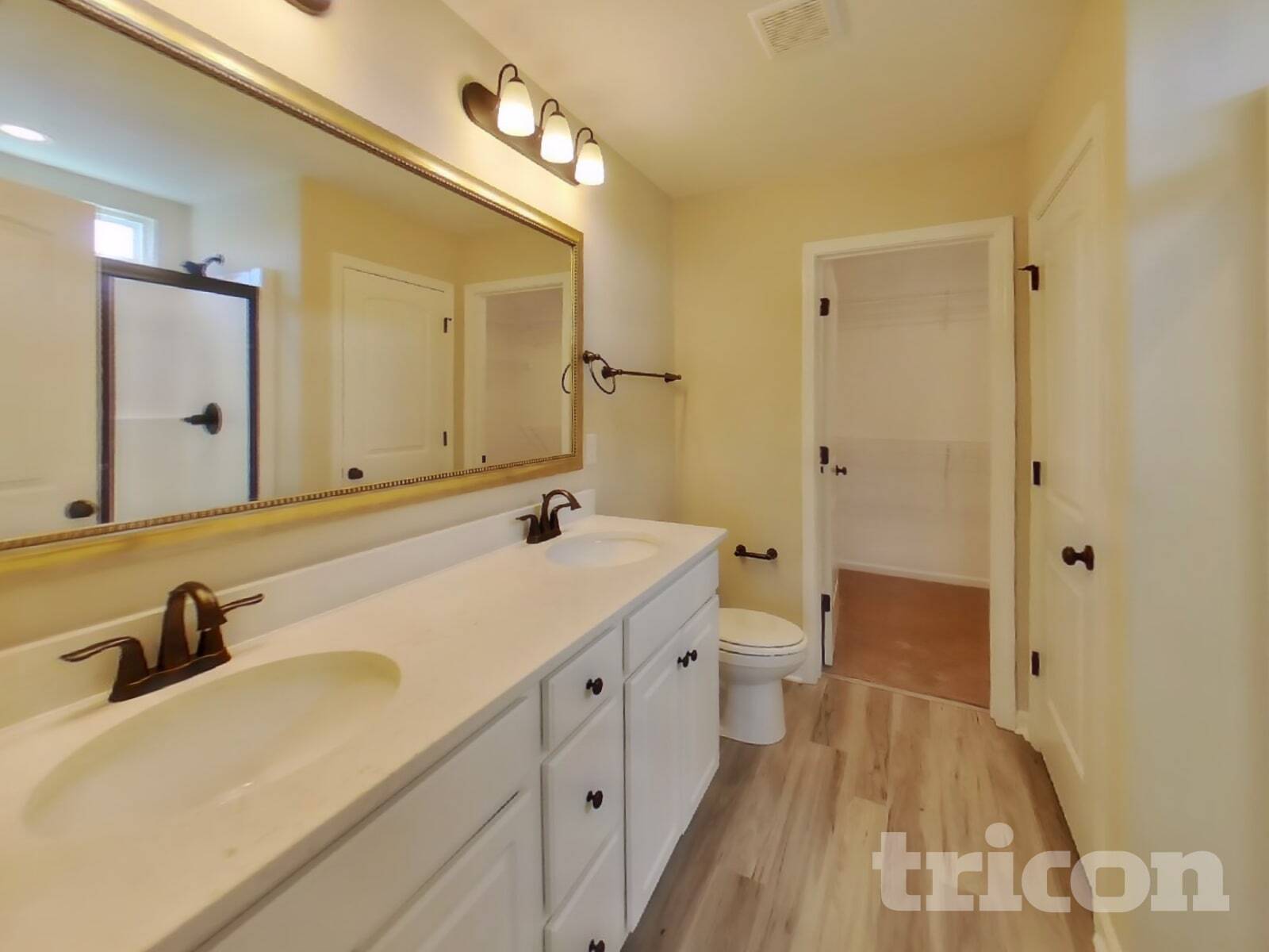 Building Photo - 437 N Ivestor Ct