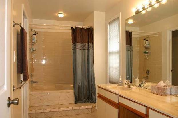 Building Photo - 1428 W Sapphire Dr