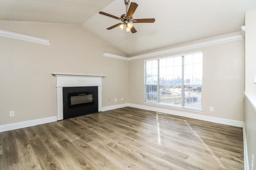 Building Photo - 324 Brannans Ct