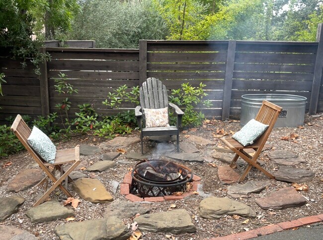 Building Photo - 5644 Sonoma Hwy