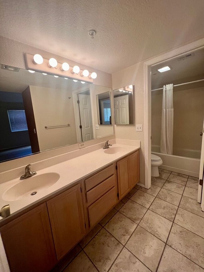 Building Photo - Unfurnished, 1-Year Long-Term Rental (Lowe...
