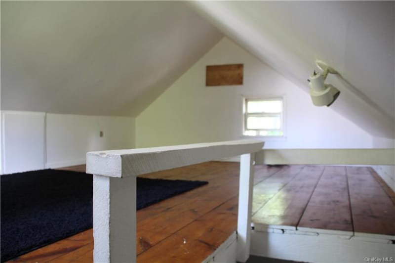 Building Photo - 35 S Chestnut St