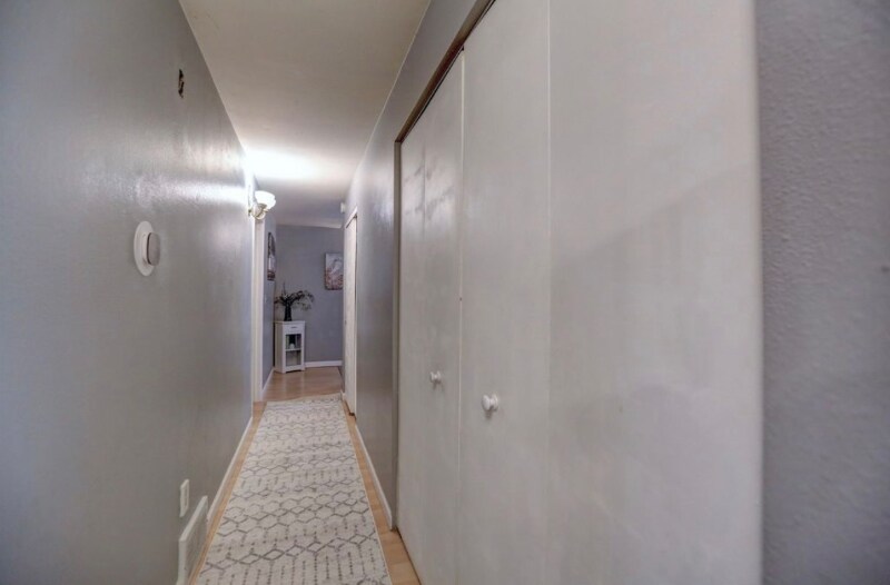 Building Photo - 6305 E 15th Ave