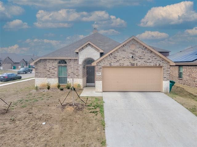 Building Photo - 531 Sydney St