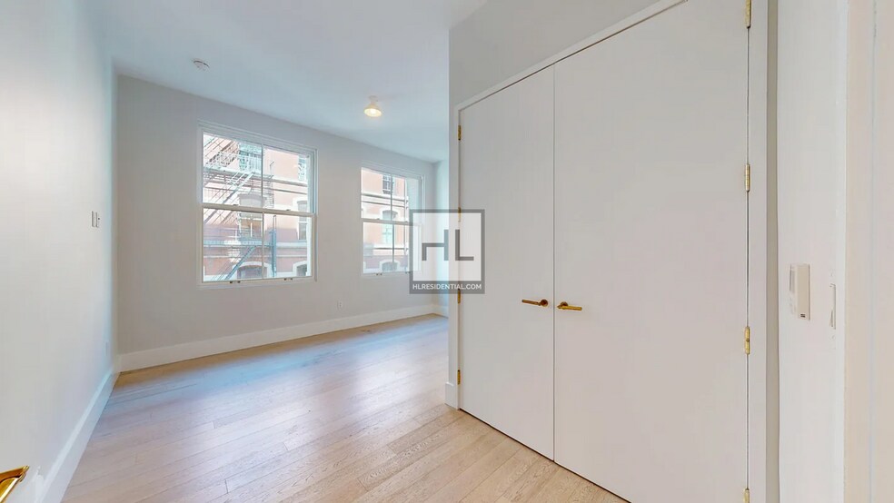 Building Photo - BROOME STREET