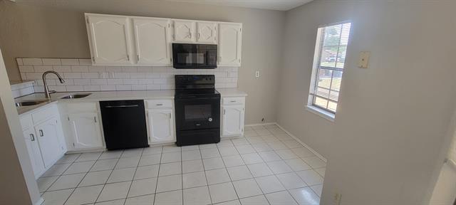 Building Photo - 2610 Knoll Trail