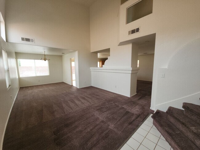 Building Photo - 9907 Sparrow Ridge Ave