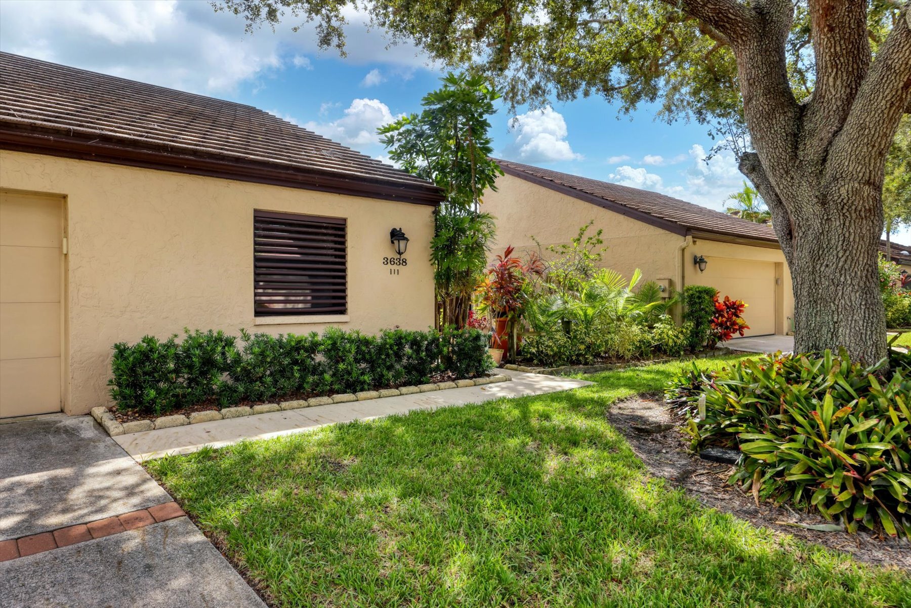 Building Photo - 3638 Glen Oaks Manor Dr