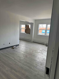 Building Photo - 1418 W Roosevelt Rd