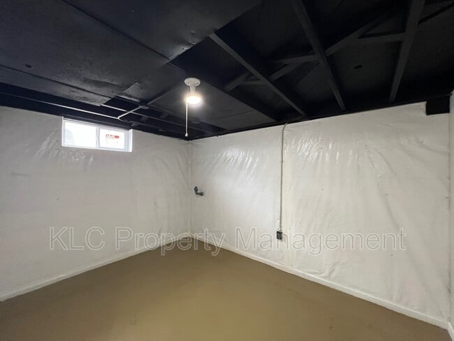 Building Photo - 2524 57th St