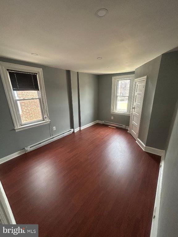 Primary Photo - 4749 Bingham St