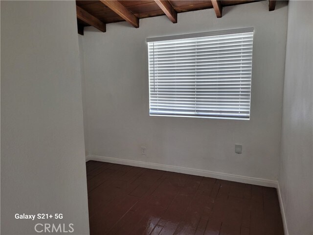 Building Photo - 937 N Iroquois Ave