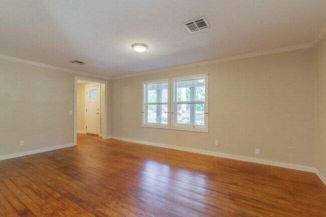 Building Photo - 13563 FM Rd 2432