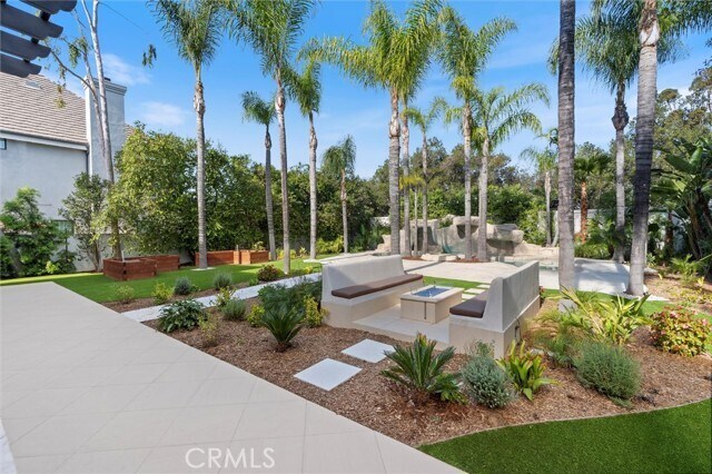 Building Photo - 17437 Oak Creek Ct