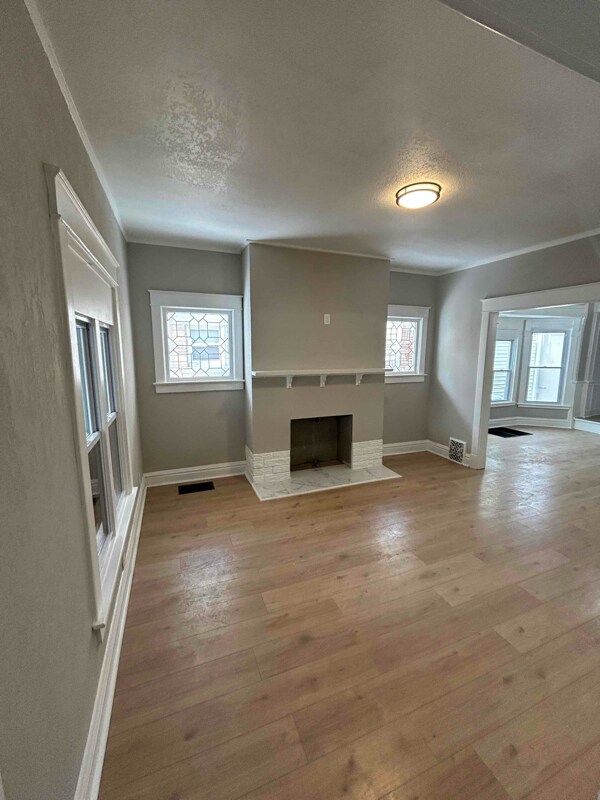 Building Photo - 3216 E 28th St