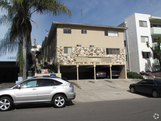 Building Photo - The Gorham Apartments