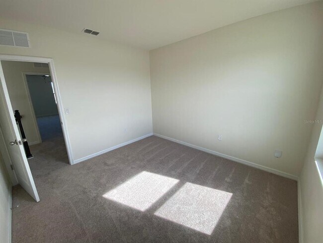 Building Photo - 4211 Looking Glass Pl