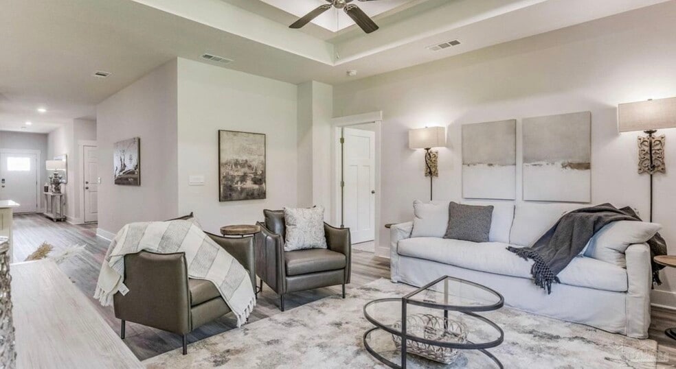 Building Photo - 5832 Sargassum Ln