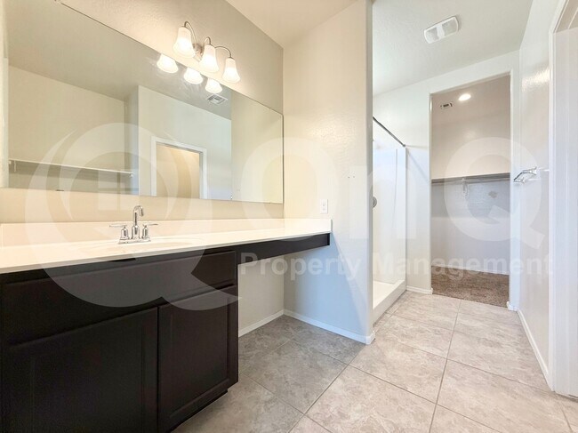 Building Photo - 4873 E Living Stone Way
