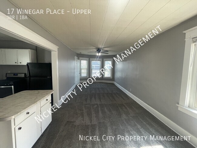 Building Photo - 17 Winegar Pl