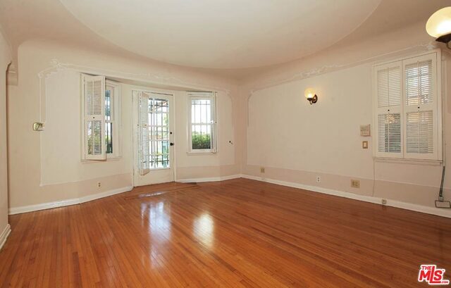 Building Photo - 1054 Princeton St