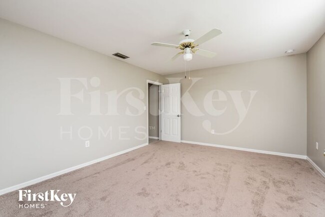 Building Photo - 7202 Kumquat Rd
