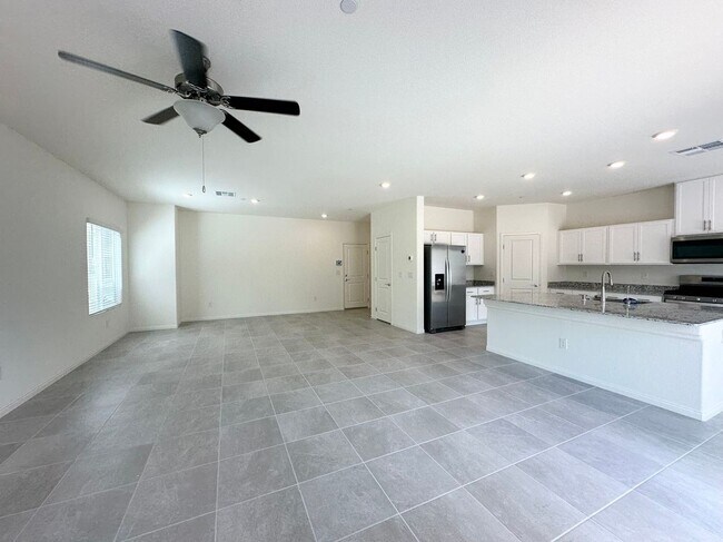 Building Photo - 4559 Merlot Hls Ave