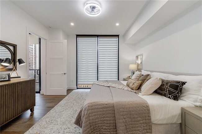 Building Photo - 2425 Peachtree Rd NE