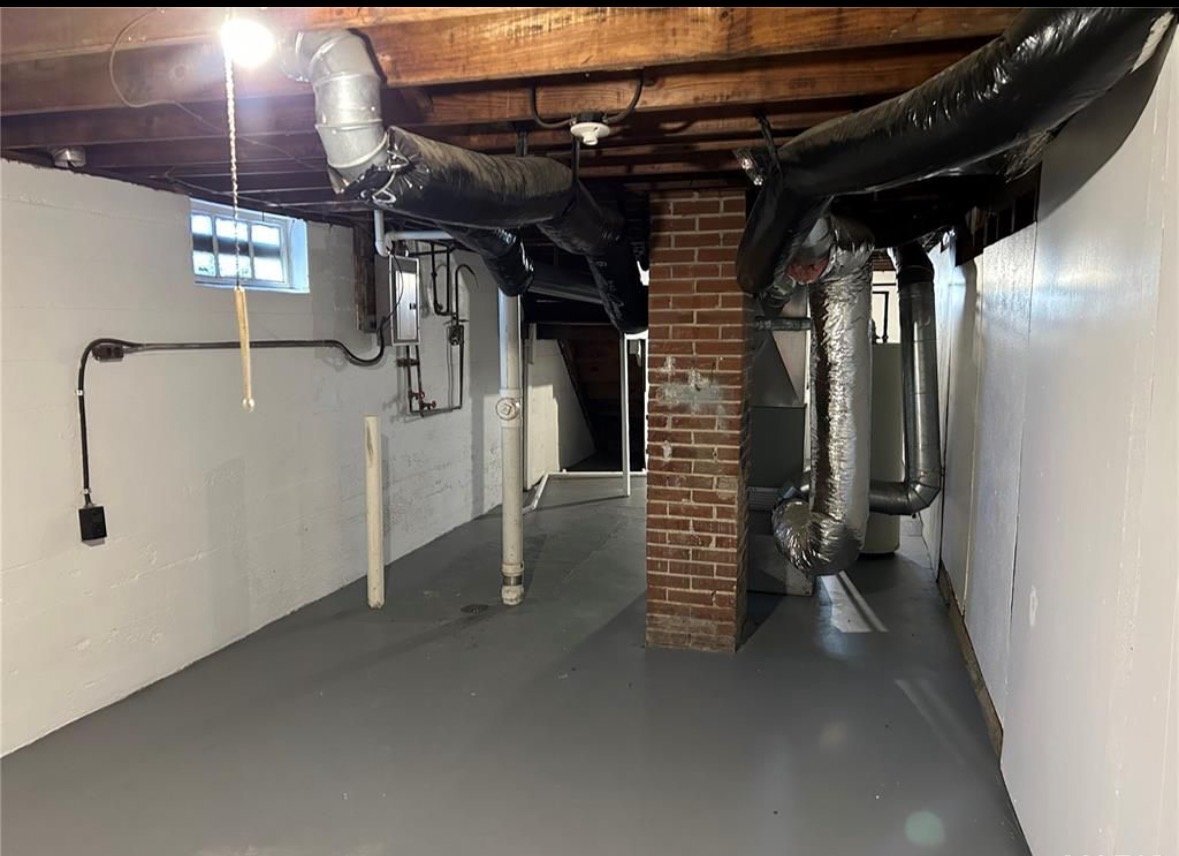 Building Photo - 9448 Harold Dr