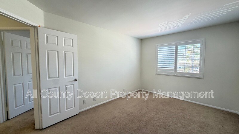 Building Photo - 45374 Sunset Ln