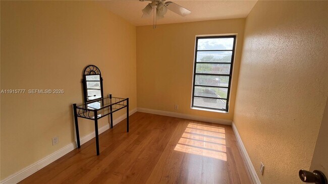 Building Photo - 9113 Lime Tree Ln