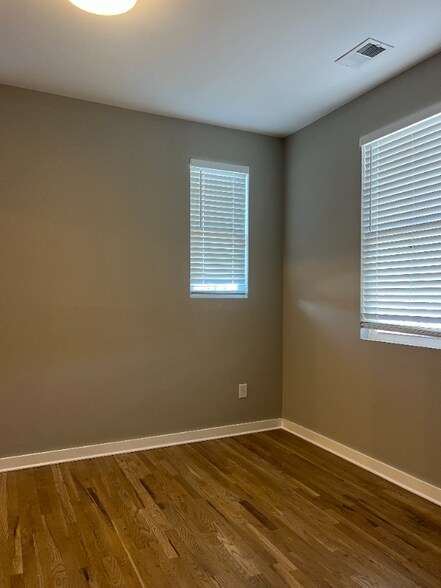 Building Photo - 2120 Herman St