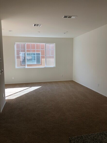 Building Photo - 7448 Solstice Pl