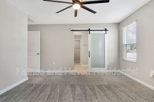 Building Photo - 840 Blue Creek Dr