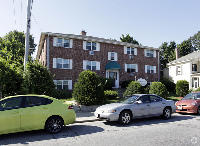 Building Photo - Highland Street Apartments