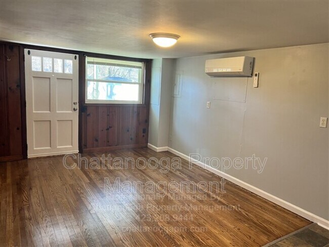 Building Photo - 310 S Parkdale Ave