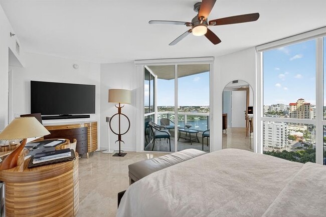 Building Photo - 101 S Fort Lauderdale Beach Blvd