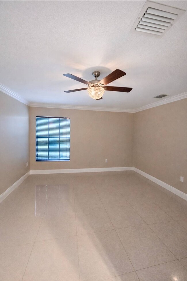 Building Photo - 12954 NW 8th Ln