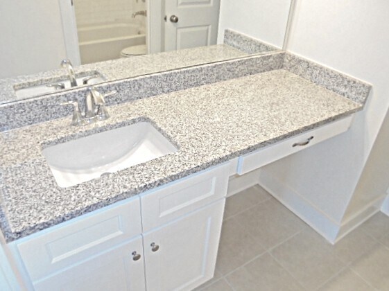 Building Photo - 1072 Adams Haven Bend
