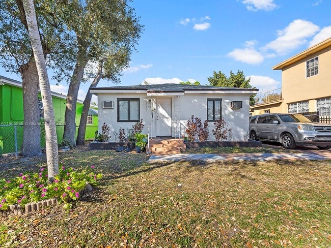 Building Photo - 941 NW 99th St