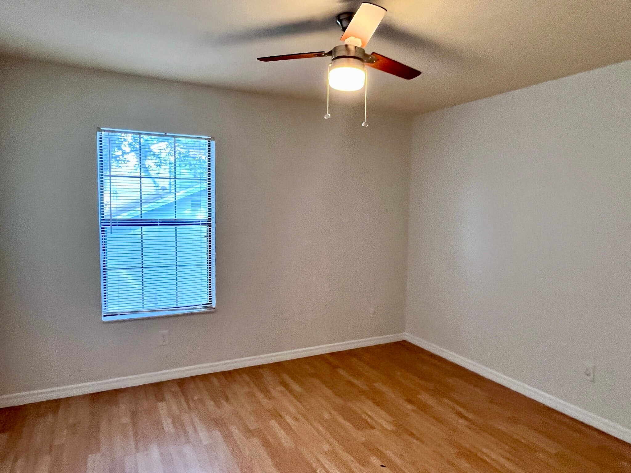 Building Photo - 506 Beechwood Ave